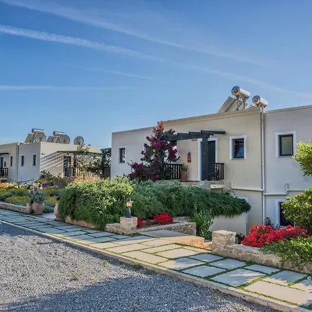 Magnolia Apartments And Studios Phalasarna Exterior foto